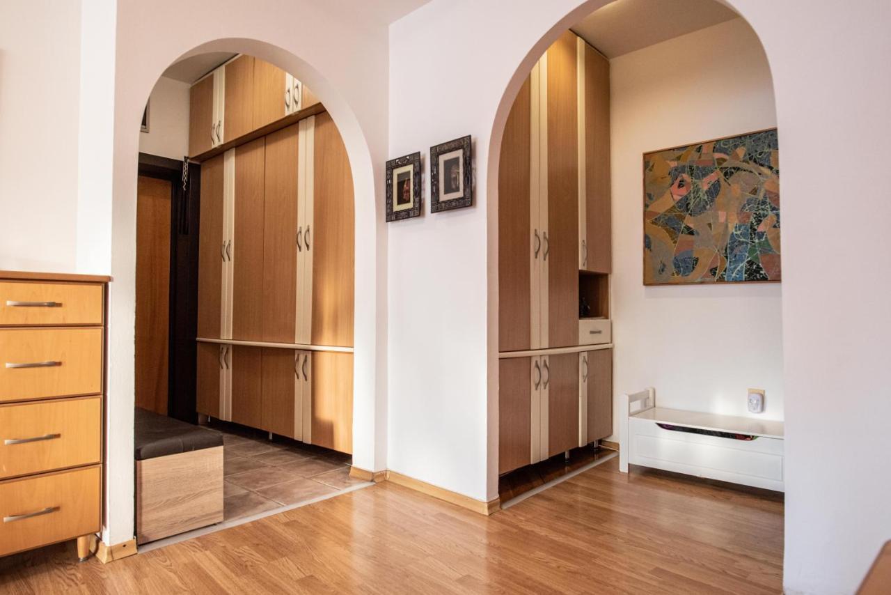 Apartment Emilija Skopje Exteriör bild